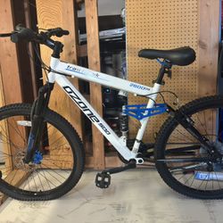 TrailHawk Mountain Bike 
