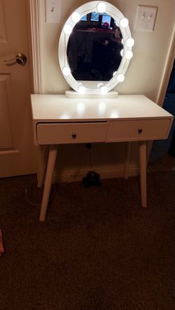 White Vanity Desk with Lighted Mirror