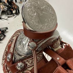 Nueva montura charra súper Pitiada original con Herrage y fuste plateado completo
