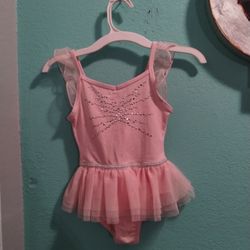 Ballerina Leotard Outfit..pink Color Sizexs 4 Or5 Year Od