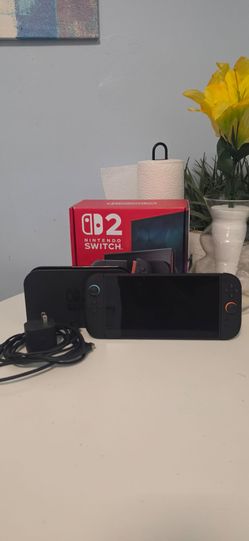 Switch 2 (Like New)