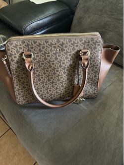 DKNY bolso Mediano