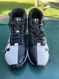 Boys Under Armour Football Cleats
