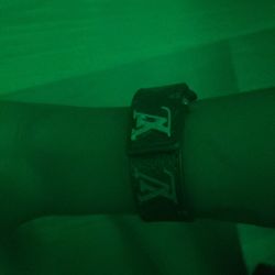 Louie Vuitton Bracelet 