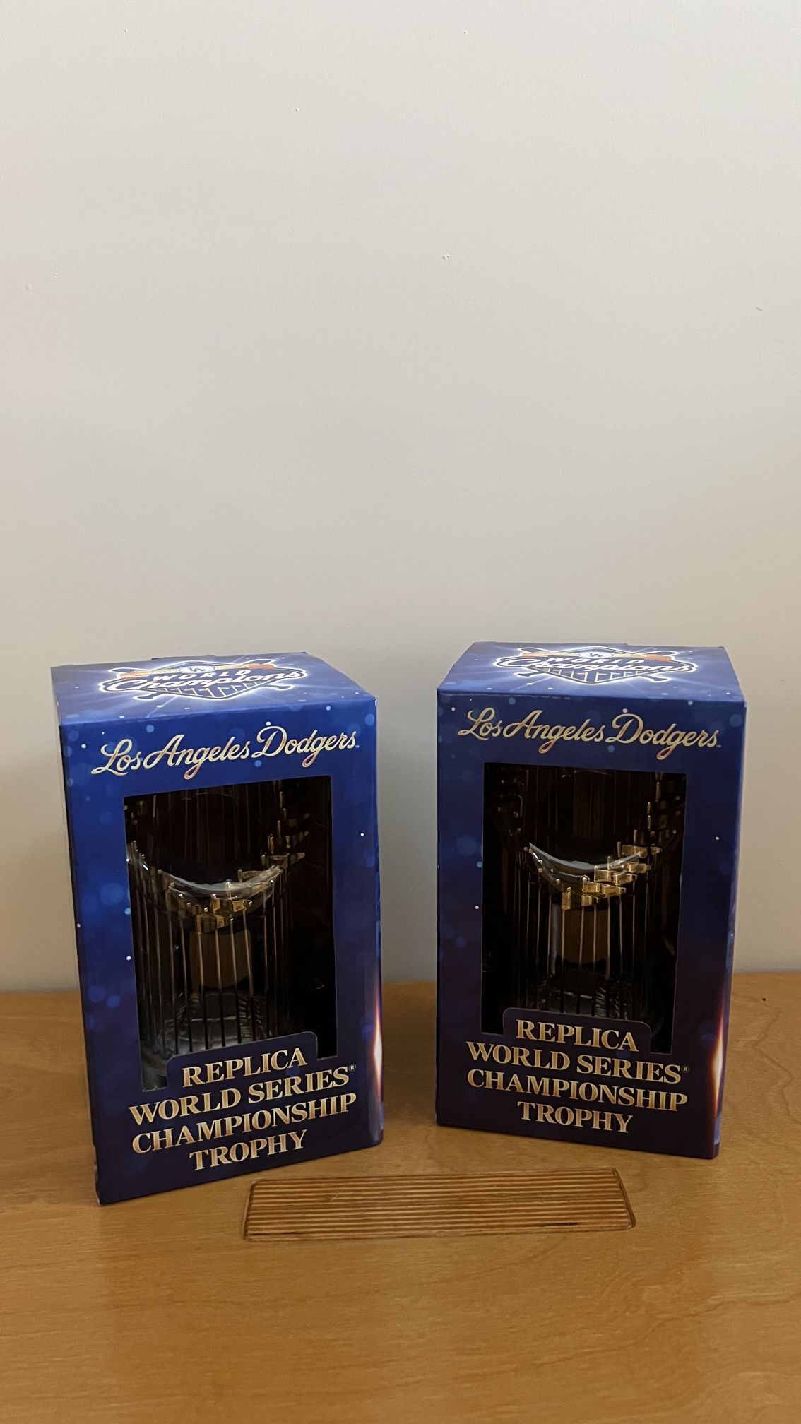 Los Angeles Dodgers Replica Championship Trophy