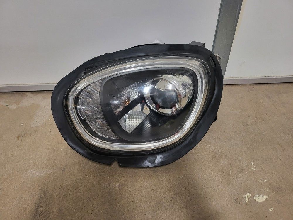2017 2018 2019 Mini Cooper Countryman Headlight LED Oem  Driver Side 