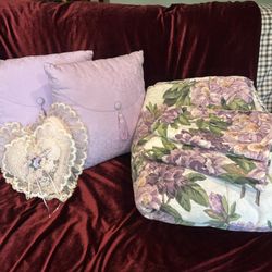 Comforter, Shams And Pillows