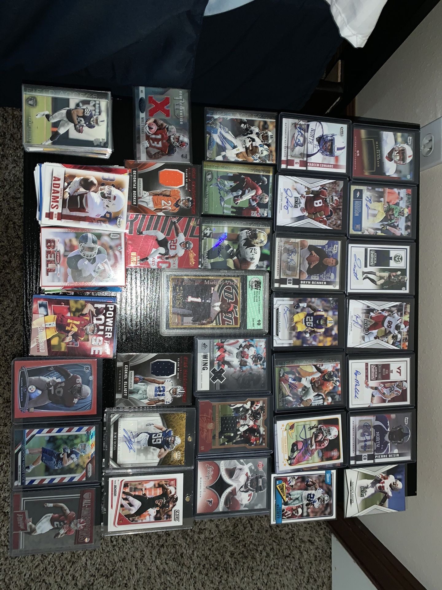 15 football signature or memorabilia cards