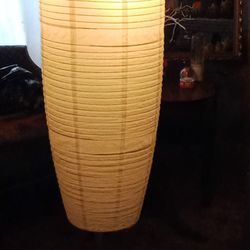 VINTAGE FLOOR LAMP WITH RICE PAPER SHADE!