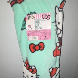 Hello Kitty Christmas Blanket 