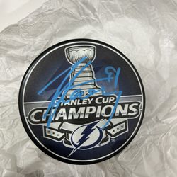Steven stamkos signed Tampa bay lightning  championship puck