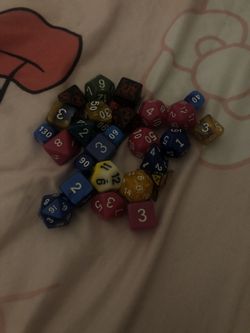 miscellaneous dungeons and dragons dice