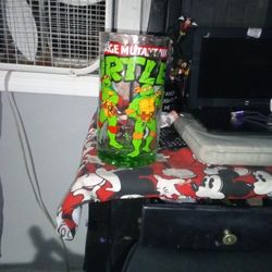 Glass Cool Turtle Cup