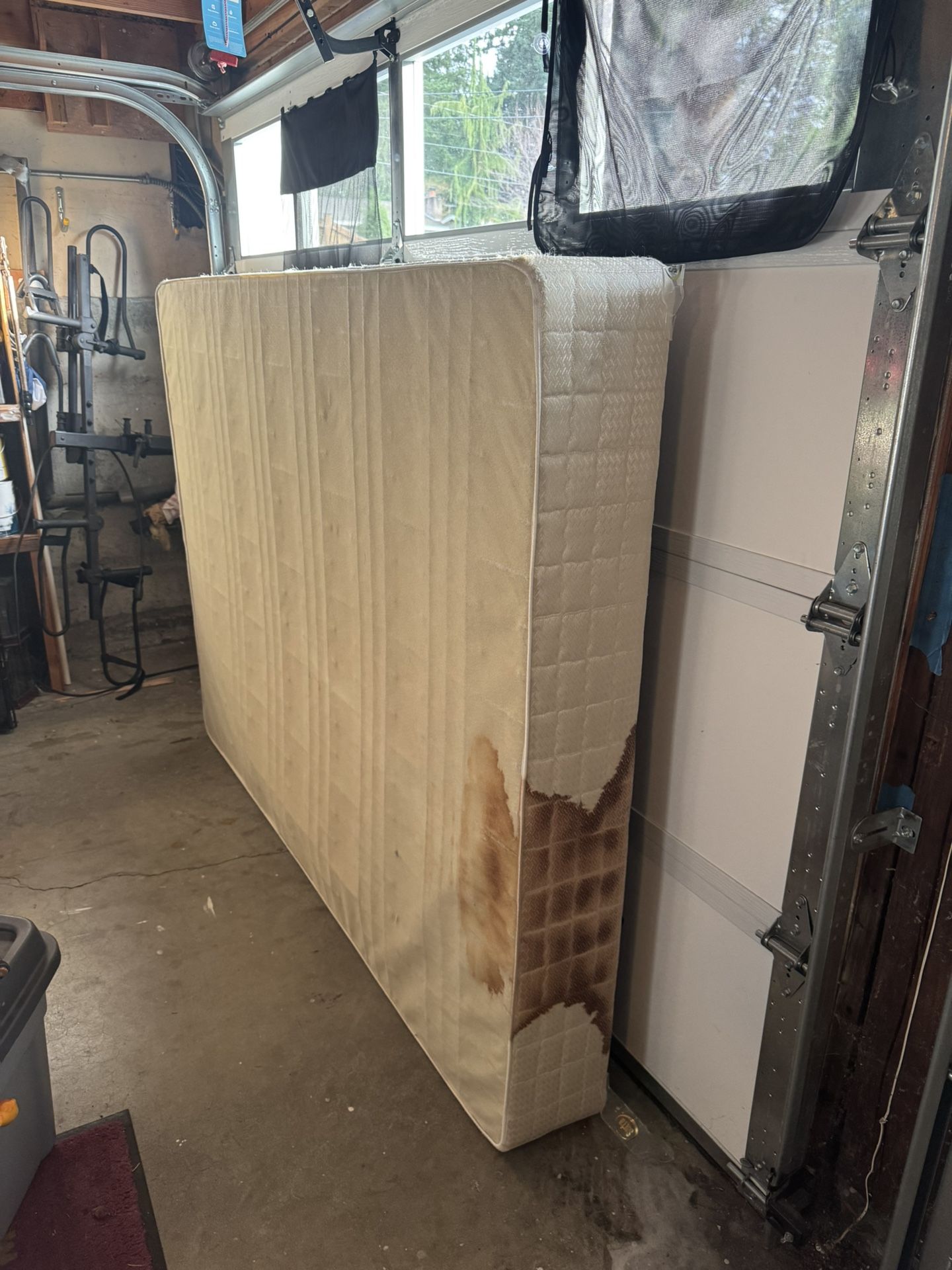 FREE box Spring
