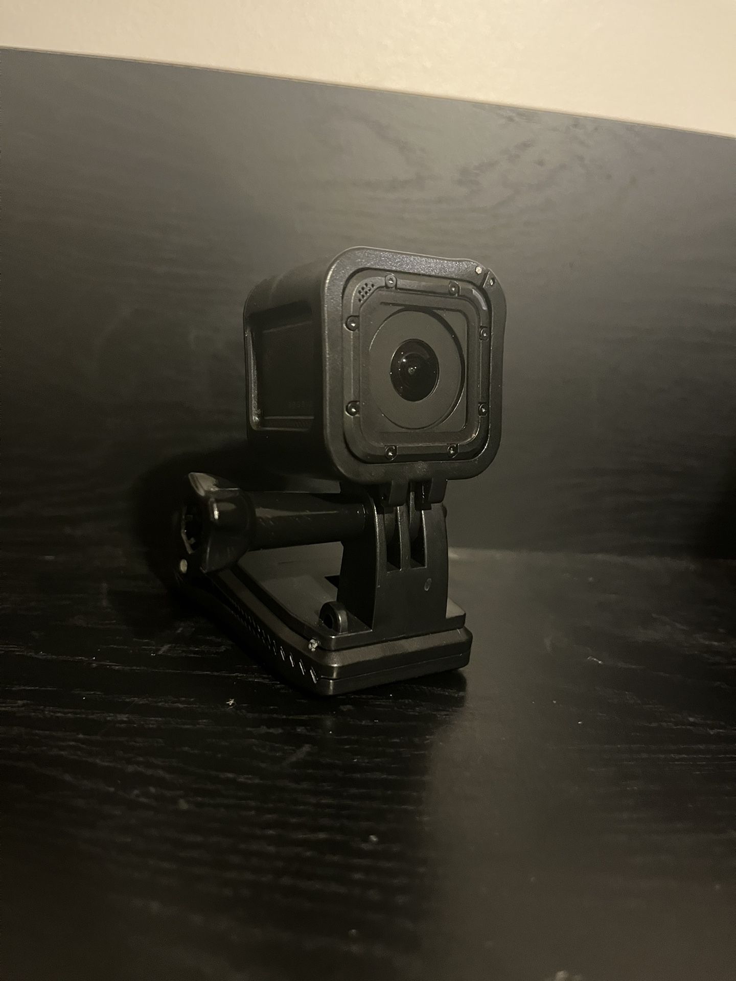 GoPro Hero 4 Session With Attachment
