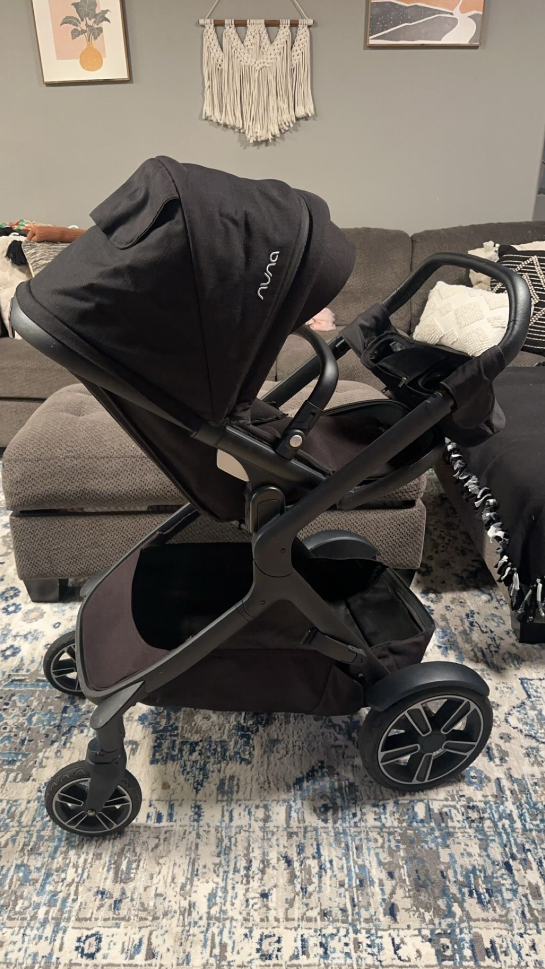 Nuna Demo Grow And Bassinet
