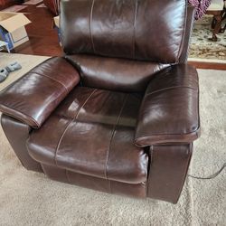 Recliner, Electric w/USB Port