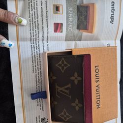 Car case authentic comes with certificate of authenticity microchip 