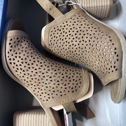 Target Women’s Sandals Heels Shoes Size 6.5 Brand New In Box 