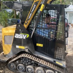 Bobcat Excavadora Volteó 