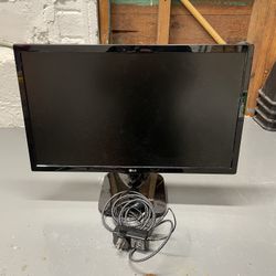 LG External Monitor With Cords