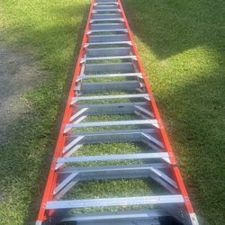 12ft Werner Ladder 375lbs Rating 