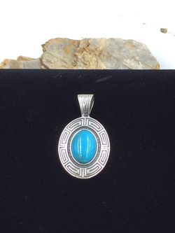 925 STER Silver Cabochon Turquoise Pendant