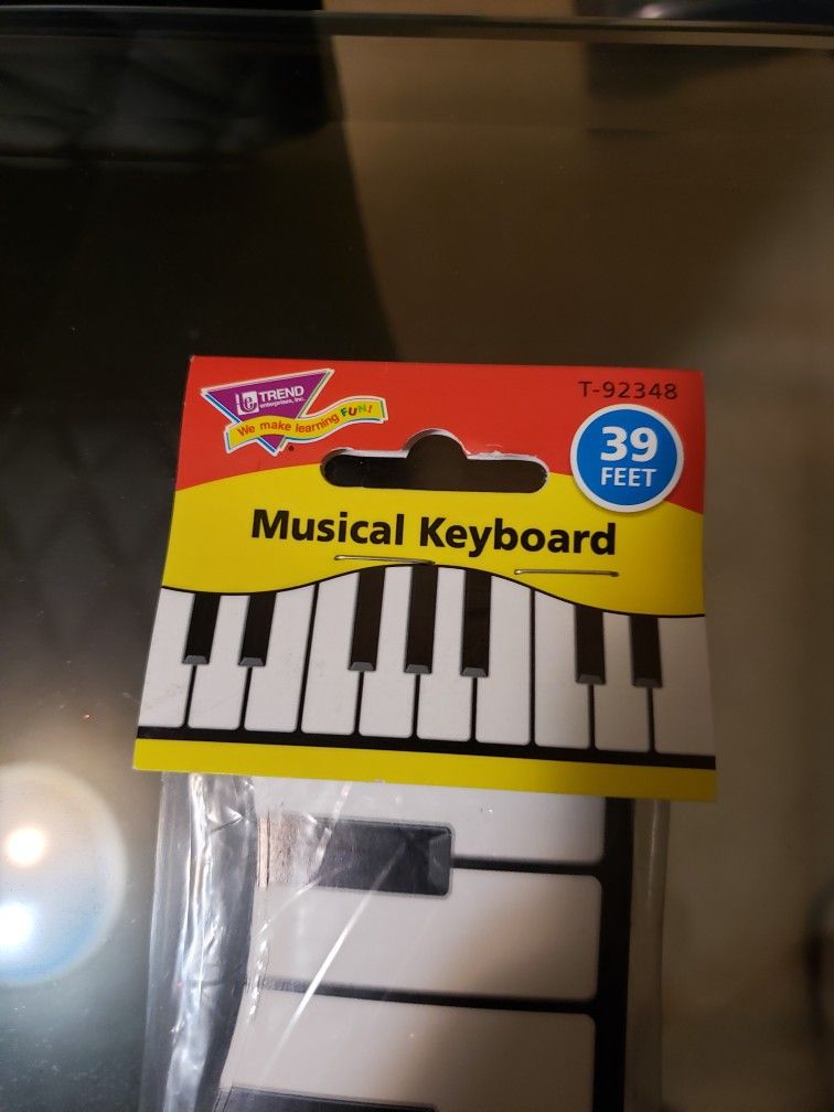 Musical Keyboard Ballentine Board Boarders