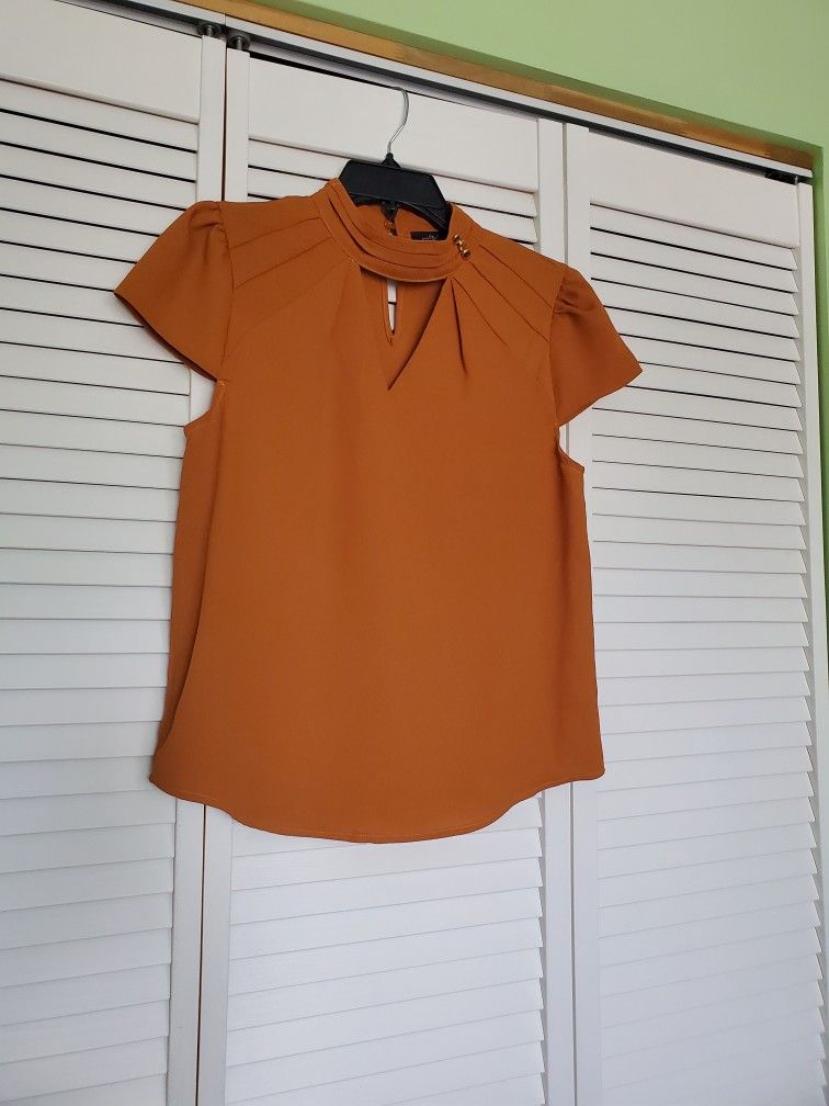 Short Sleeve Blouse