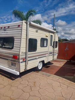 TRAVEL TRAILA LITE