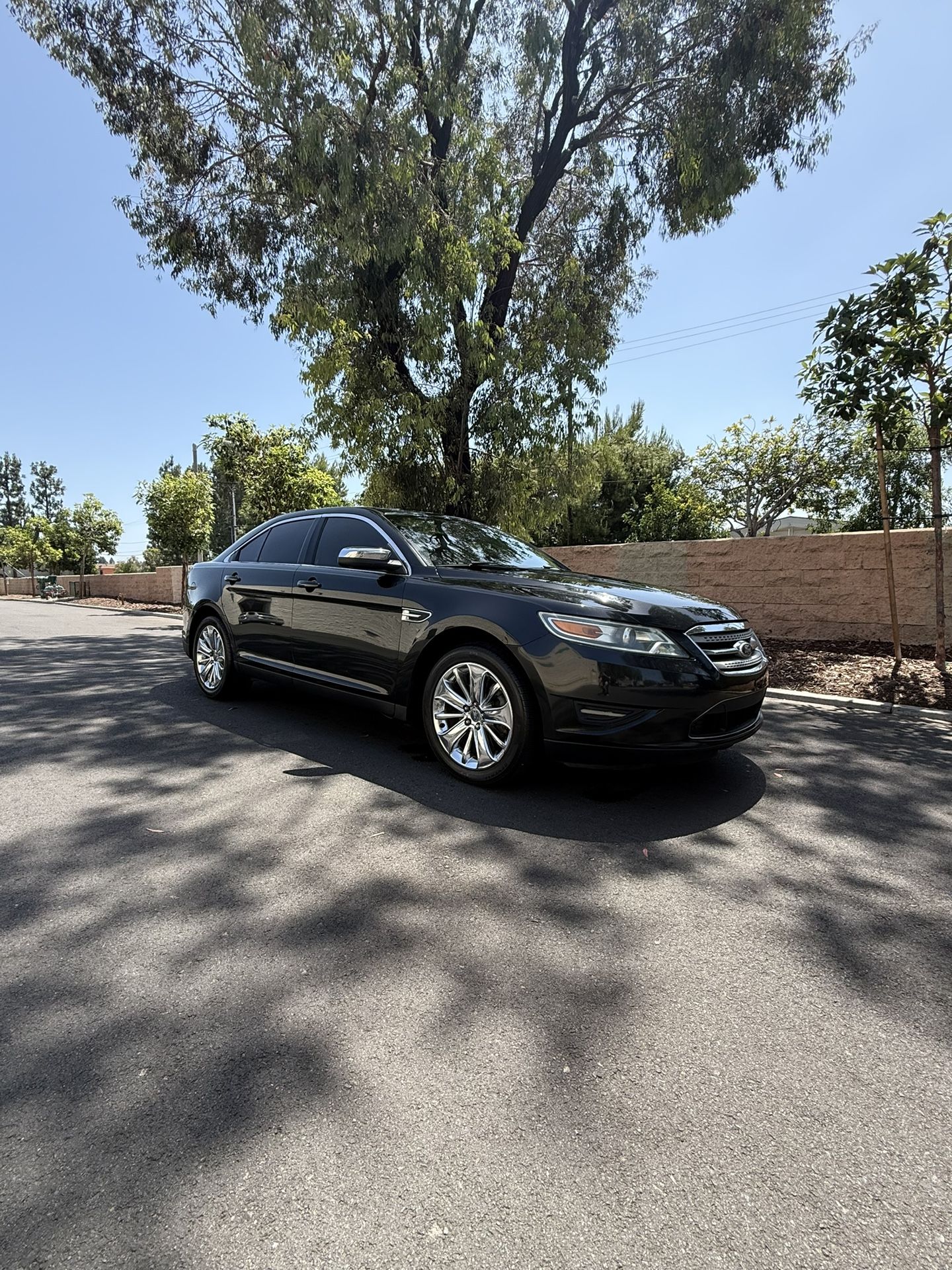 2011 Ford Taurus
