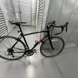 Trek Domane AL 2 - 54cm Road Bike - Near Mint