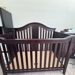Crib, Minor Scratches Very Sturdy 