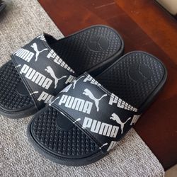 Puma Flip Flops Boys Size 12