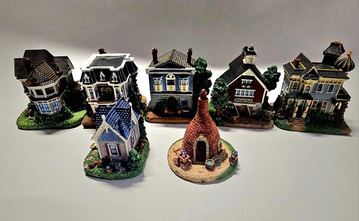 Liberty Falls Collection Of 7 2001/20002 Buildings