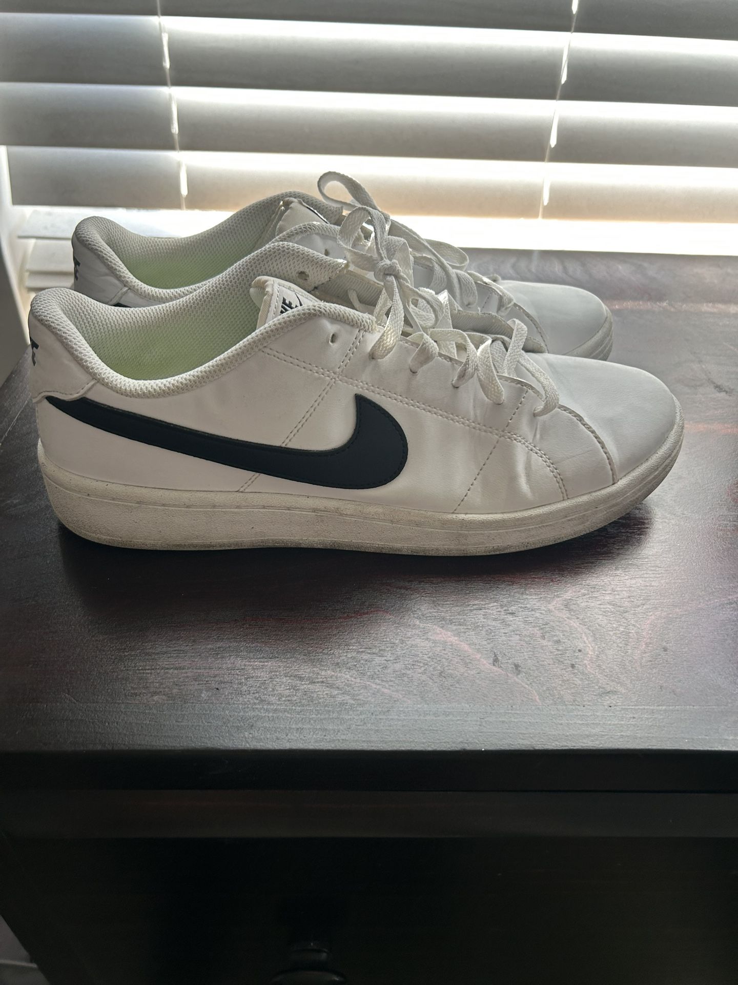 Nike Blazers 10.5