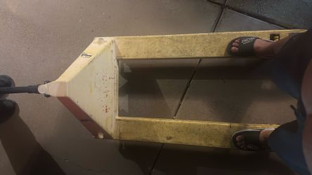 Pallet Jack 