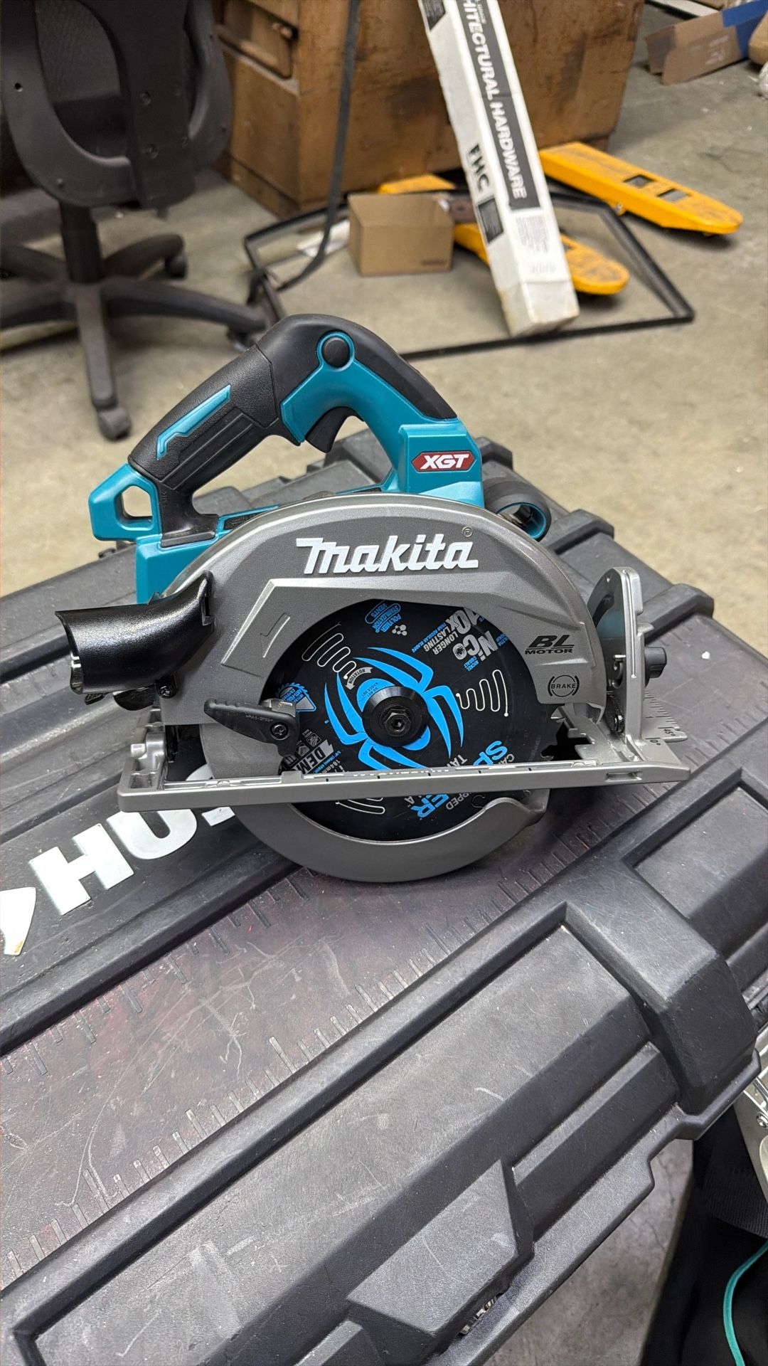 Makita Circular saw  TOOL ONLY 
