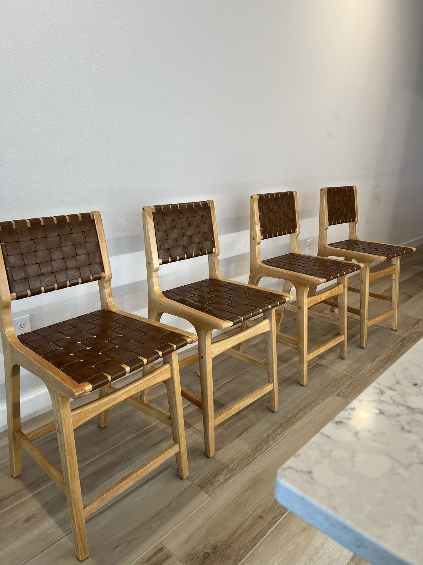 Counter Stool/Chairs