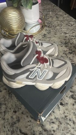 Toddlers new balance size 8