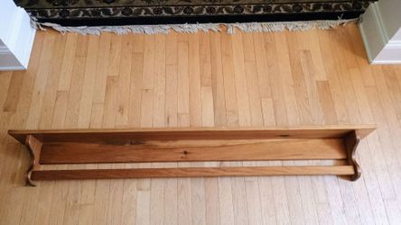 Quilt Rack with Shelf and Plate Groove