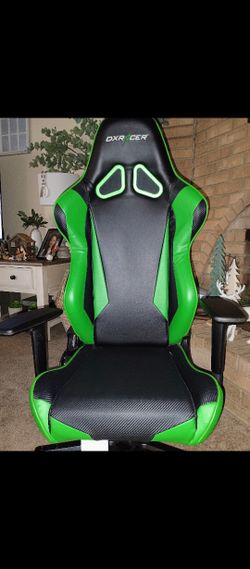 DXRacer Gaming Chair New Condition