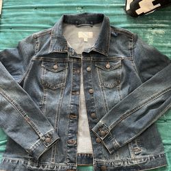 Dark Denim Long Sleeve Jean Jacket 🧥 