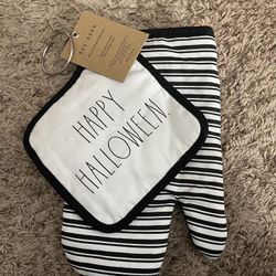 Rae Dunn Halloween Mit
