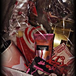 Vday Baskets Hurry Don't Wait For The Last Minute