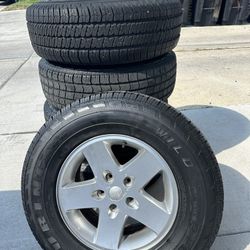 Cheap Tires Set With 5 Rims 5 Tires 5 Sensors 