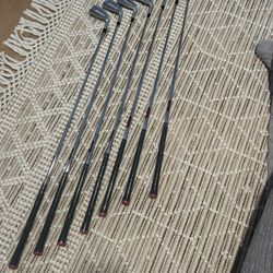 Taylormade P790 Iron Set 4-PW Right Handed KBS tour 90 Stiff Shaft 2025