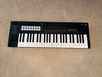 Novation Launchkey 49 [MK3] MIDI Keyboard Controller