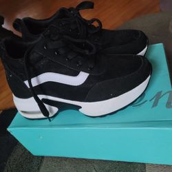 Letter Patch Lace-up Front Wedge Sneakers