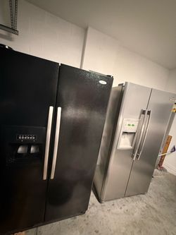 (Price Is $200)Black side by side refrigerator